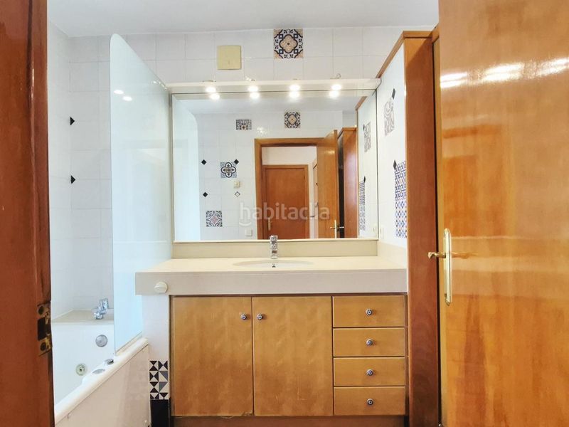 Foto fb3d7feb-387e-446f-86a2-a8618e31762c. Casa amb piscina a Matadepera