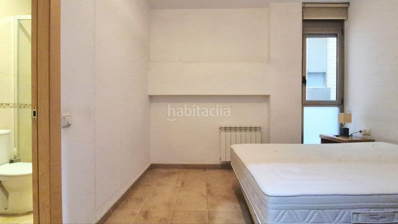 Foto f8b37431-0942-4d85-be86-105da1cf24a5. Pis amb calefacció aparcament a Sant Pere Nord Terrassa