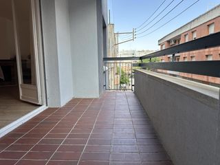 Lloguer Pis a Ca n'Aurell. Piso de 5 dormitorios  plaza progreso