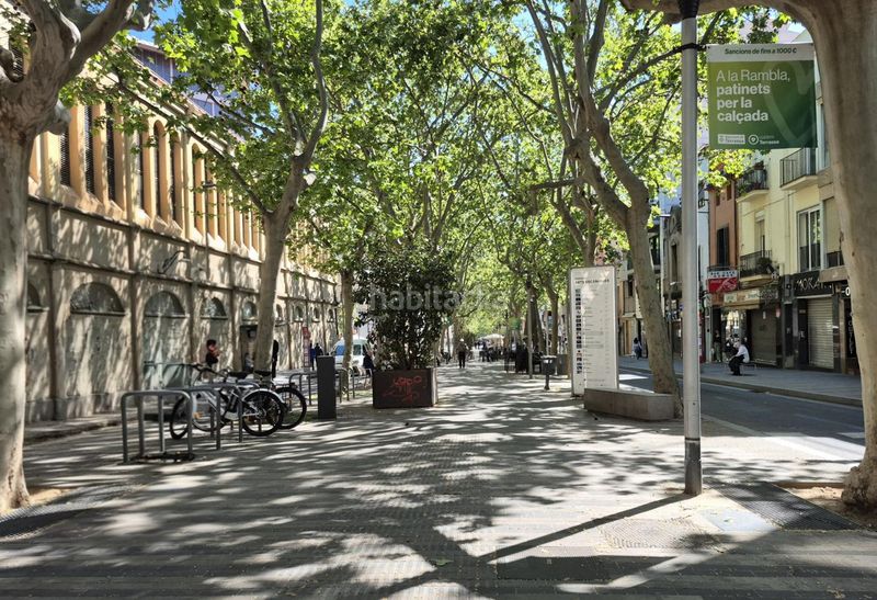 Foto 137a7803-c1d6-4664-8d2b-c19f83d8e6ad. Etagenwohnung mit heizung in Barri del Centre Terrassa
