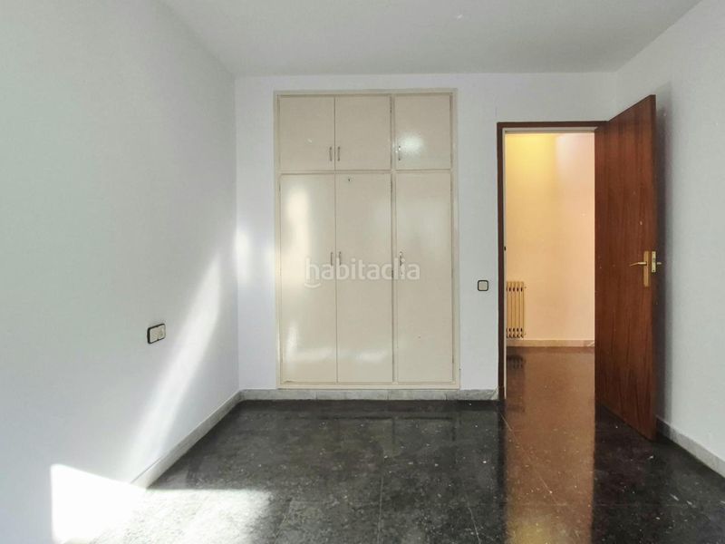 Foto d138cd05-f8cb-4b4b-89d1-cdf9c805b013. Etagenwohnung mit heizung in Barri del Centre Terrassa