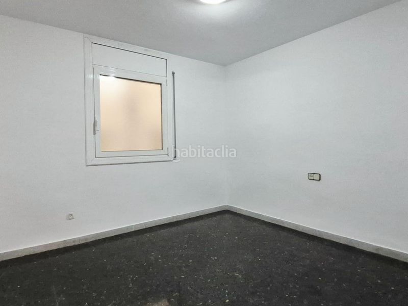 Foto f5df8c47-dab6-486b-b017-3f18008a600f. Etagenwohnung mit heizung in Barri del Centre Terrassa