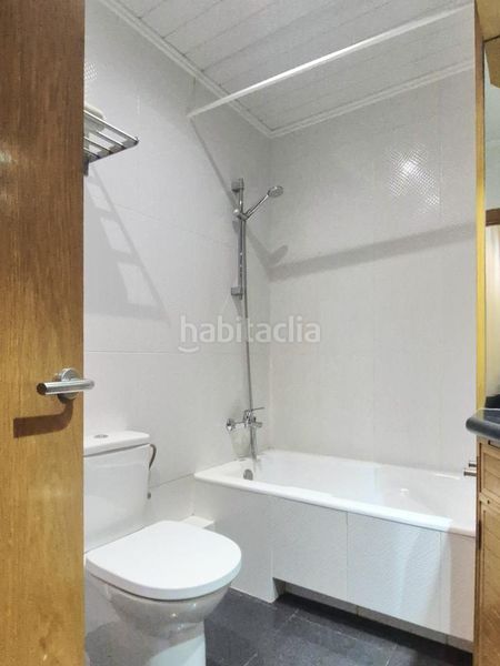 Foto 24f9df07-b540-4b21-8806-7b4b2ea98931. Pis amb calefacció a Vallparadís - Antic Poble de Sant Pere Terrassa