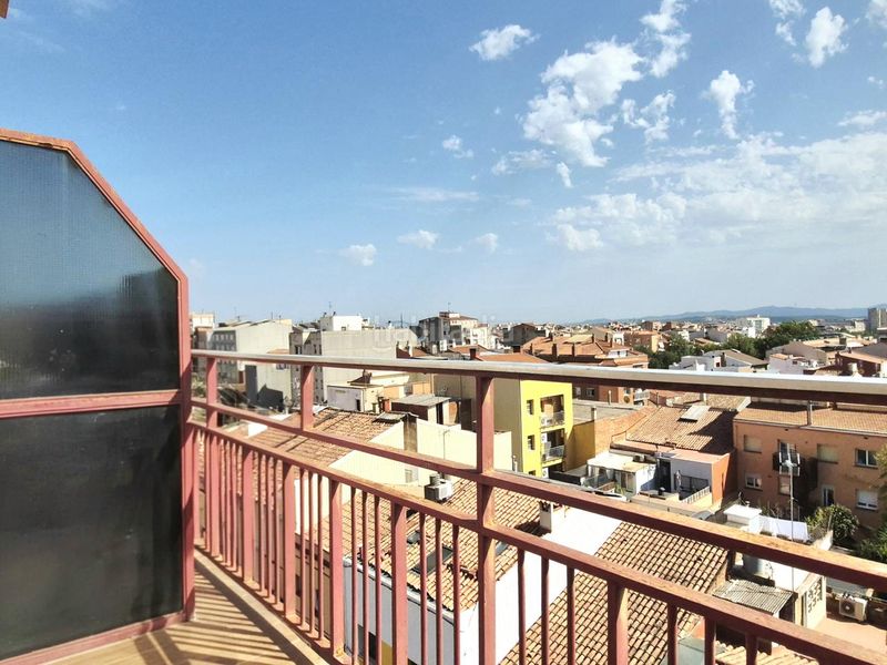 Foto e3269dd9-68a9-4423-bafb-444aa53f1603. Àtic a San Pere Terrassa