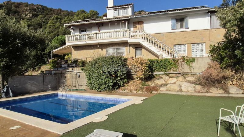 Foto 43548964-35d9-421d-8e5c-32435586e9b9. Casa amb calefacció aparcament piscina a Matadepera