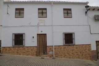 Casa  Calle chozas. Se vende vivienda en illora
