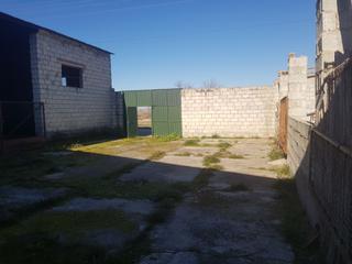 Solar industrial a Láchar. Se vende solar con nave en lachar
