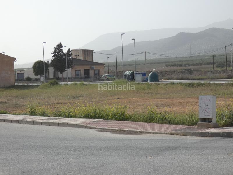 Foto cb444e1c-5aab-4afc-8723-22cf746d2b9f. Terreno residencial solar urbano haciendo esquina en Valderrubio