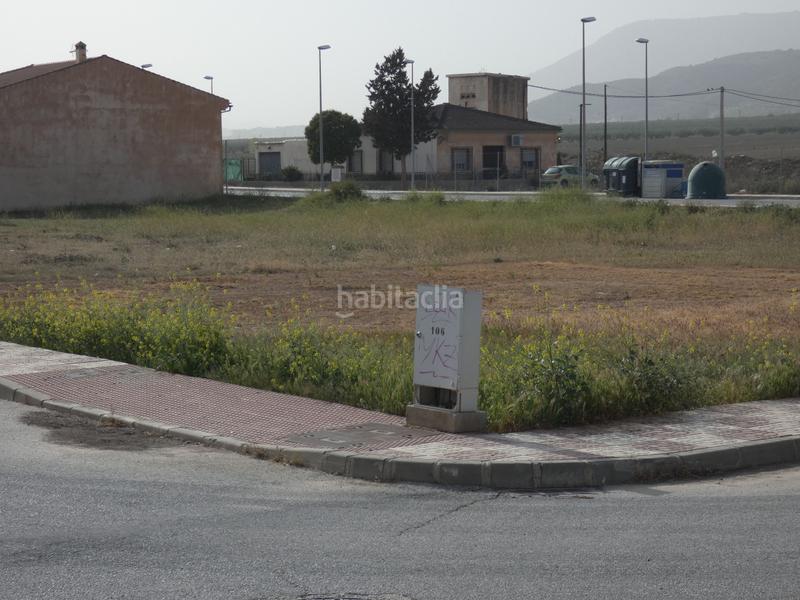Foto dd86a884-3c41-4d8c-b970-0169fecb52b3. Terreno residencial solar urbano haciendo esquina en Valderrubio