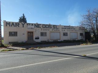 Nau industrial a Pinos Puente