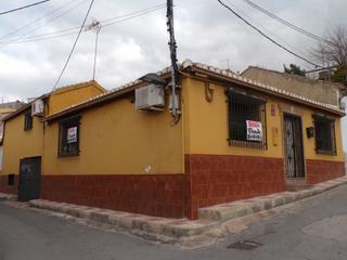 Casa en Calle olivar del santo 2f. Hermosa casa de venta en pinos puente