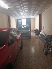 Parking voiture à Íllora. Cochera en illora!