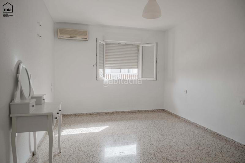 Foto 2da194bd-40e9-489b-9107-8a26e491972e. Piso  de venta en illora en Íllora