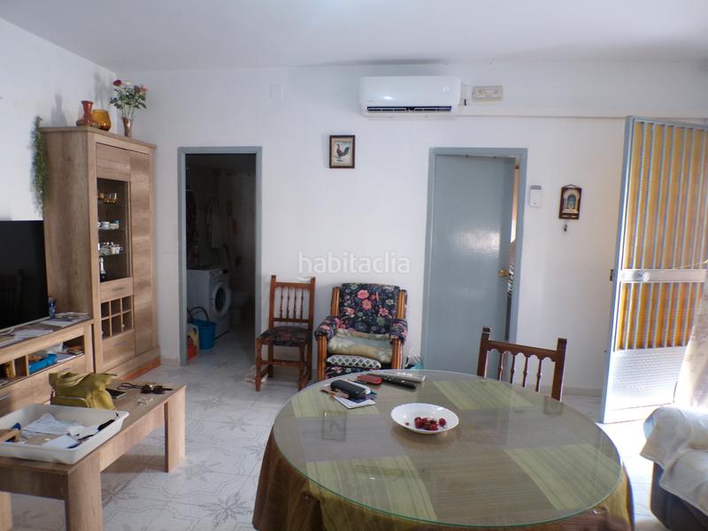 Foto 90dec03e-b0a1-4a8a-bbfa-ba3a6c3c9202. Casa a Moclín