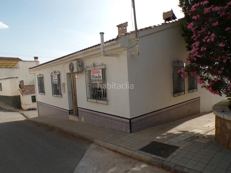 Foto a3ef14a9-6ce3-4daa-b0d2-88ca0588a4c2. Casa a Moclín