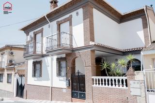 Chalet en Íllora. ¡se vende maravillosa casa en illora!