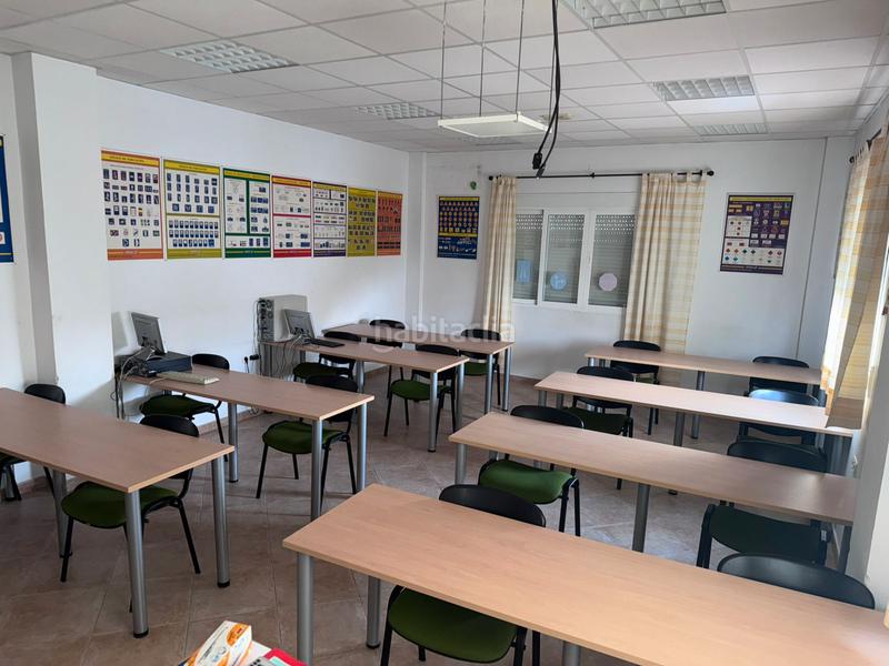 Foto 99e6e19f-d553-46e0-a930-dd8c97d86c92. Local comercial increíble local comercial en Láchar