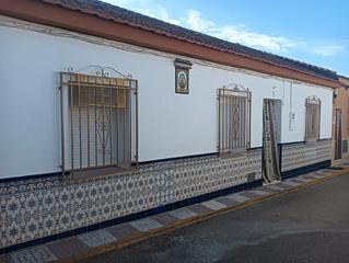 Casa en llora. casa semireformada en escoznar!