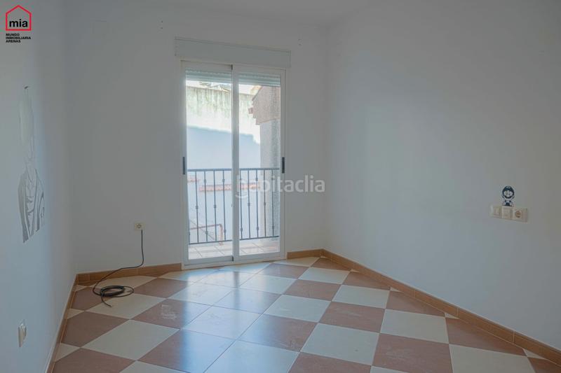 Foto ef57d572-bbda-4e10-a1e3-f6711683ca15. Casa excelente casa en Íllora
