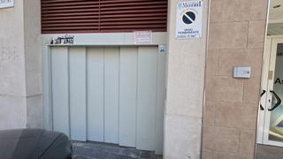 Parking coche  Calle puerto real. Parking en venta en motril