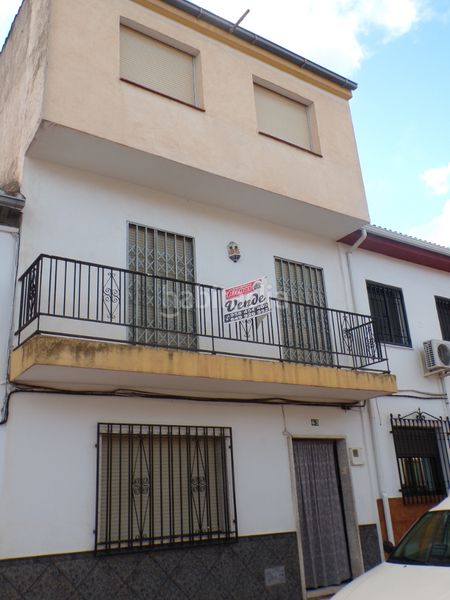 Foto c919f673-1952-418a-b17e-eb8a2dd10637. Casa a Pinos Puente