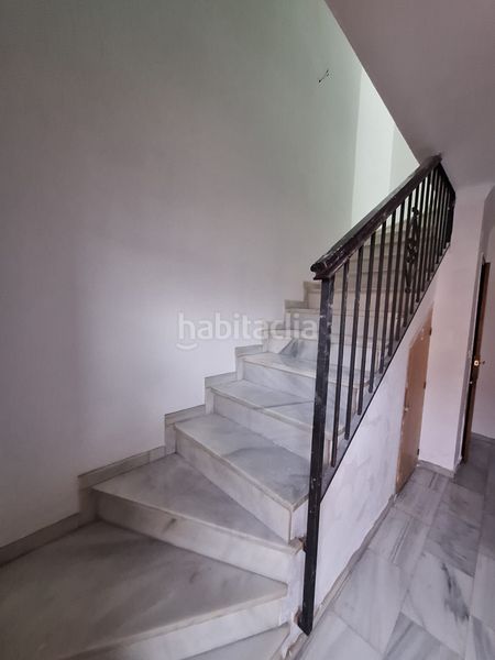 Foto b79cf2c0-e094-43f0-a022-40eb38f0e6f2. Casa adossada a Híjar Gabias (Las)