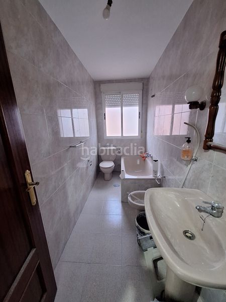 Foto d695ba17-9b19-4f8d-8e39-2ce47cf089b5. Casa adossada a Híjar Gabias (Las)