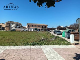 Terreno residencial  Calle mariana pineda. Terreno en venta en valderrubio