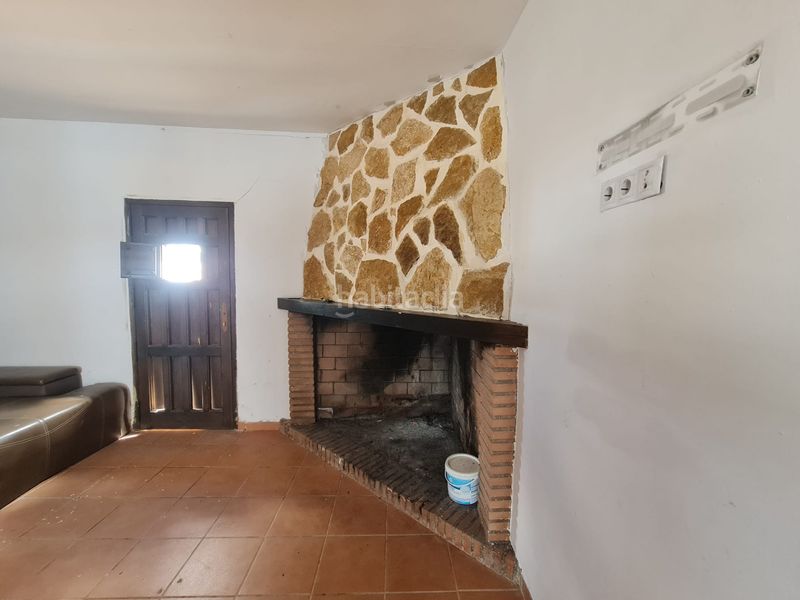 Foto e0b1314d-d23e-4204-9ab1-48b172f3cc8f. Terreny residencial a Chimeneas