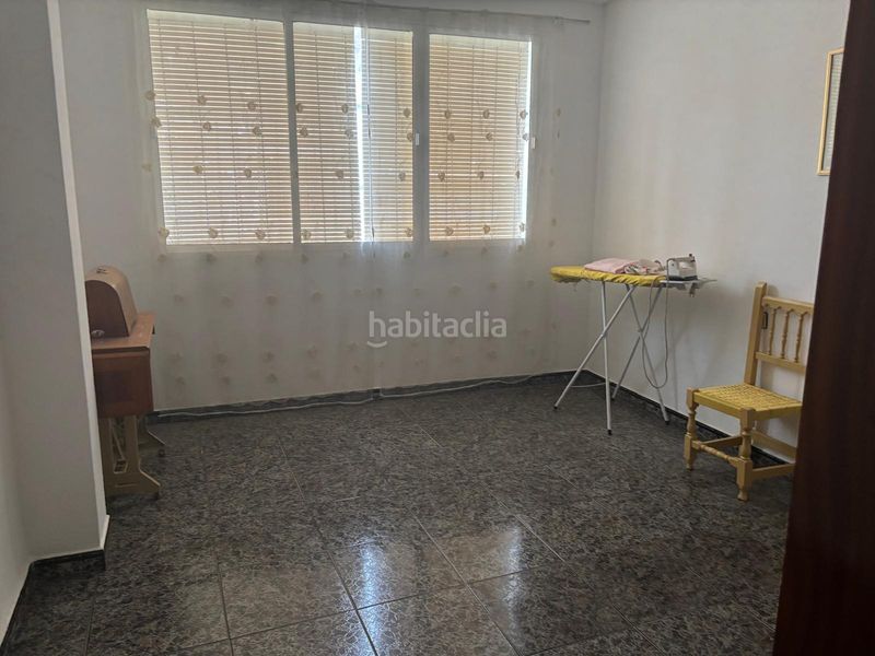 Foto d3240f8d-1c82-4083-9d04-56ffa61612f1. Casa a Íllora