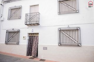 Casa  Calle veredillas. Hermosa casa en alomartes