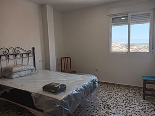 Affitto Appartamento in Pinos Puente. Alquile de piso en pinos puente  3 dormitorios
