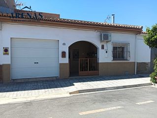 House  Calle granada. Casa en venta en fuente vaqueros
