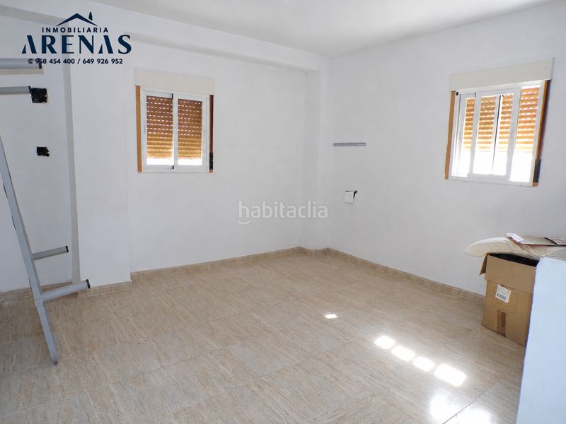 Foto cb7e600f-ccd8-4b80-94e9-78ae5b674fa4. Finca rústica a Loja