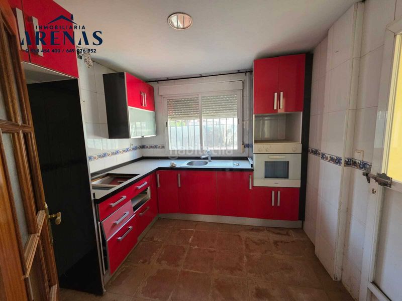Foto ea838486-88b5-42f1-8d04-eb04123e6441. Casa a Cijuela