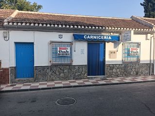 Haus  Calle san josé de valderrubio. Casa-local en venta en valderrubio