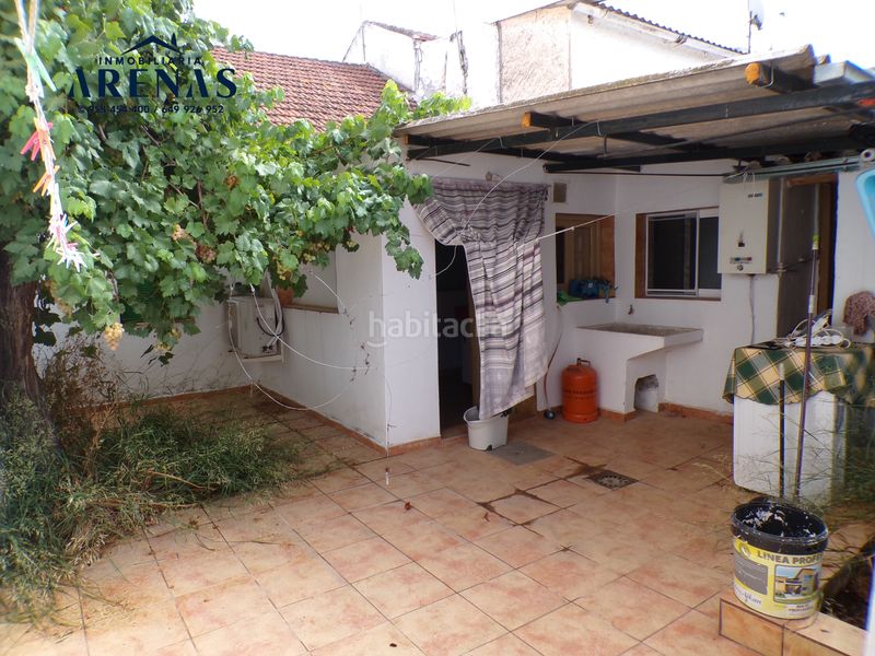 Foto bf02daac-ac54-446a-9805-cf7d1939dd44. Casa a Íllora