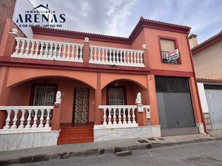 Maison  Calle girasoles. Casa en venta en íllora