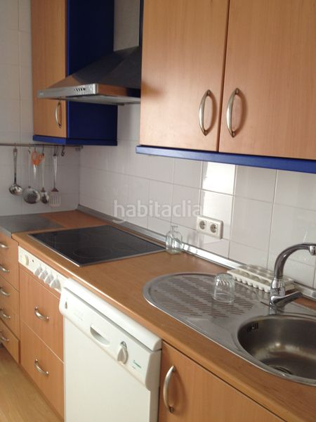 Foto 9156bf97-a49a-4b9d-ad59-7172e4b9eaa7. Rent flat in calle castillo de utrera 32 in Bami - La Estrella Sevilla