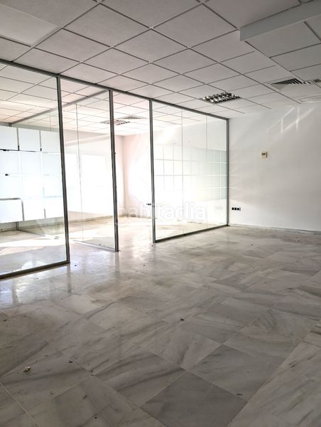Foto 72e3e21c-b4f2-45d2-9d23-85aefc40c8b8. Rent office space in acueducto 24 in La Motilla - Fuente del Rey Dos Hermanas