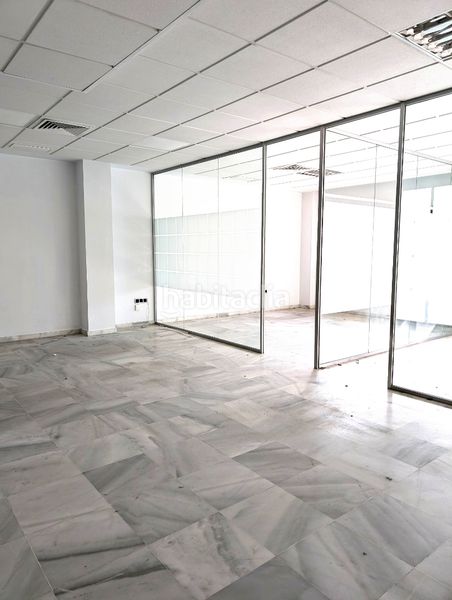 Foto 754fdc78-7dfc-4d19-bfa3-195b29e48458. Rent office space in acueducto 24 in La Motilla - Fuente del Rey Dos Hermanas