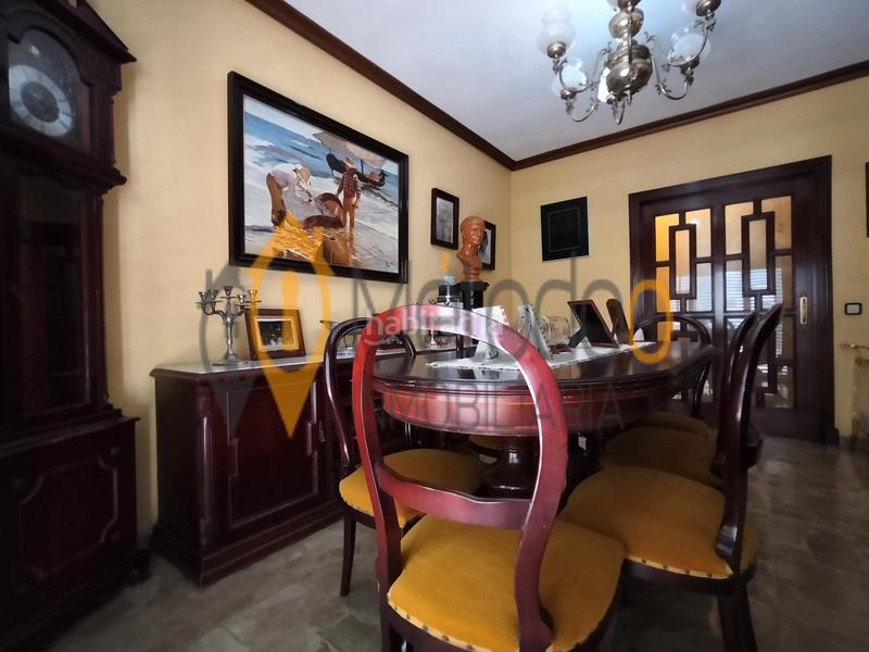 Foto 7a352a7b-7a9c-40f3-b3a2-6824205f92c8. Maison jumelée avec chauffage parking dans Palmete Sevilla