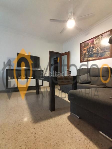 Foto 38b8ef2b-b07b-4d0d-8c2b-17e29949ca67. Piso vivienda ideal para familia en colores - entreparques Sevilla