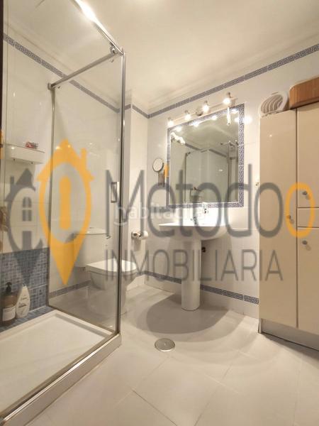 Foto ddd7cf28-6762-4d53-8291-c40c2a360e53. Piso vivienda ideal para familia en colores - entreparques Sevilla