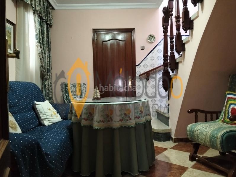 Foto 64248e8d-8bb4-4b53-b7bb-0f3e2b86daf7. Casa adosada casa torrelaguna, 145.000€ en Torreblanca Sevilla