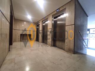 Flat  Calle luis montoto. Luis montoto