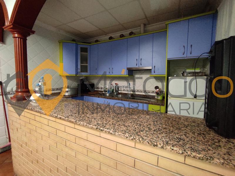 Foto 5ca85558-1363-44ac-b007-eada6caf63d2. Chalet con camino parcheggio piscina in Carmona