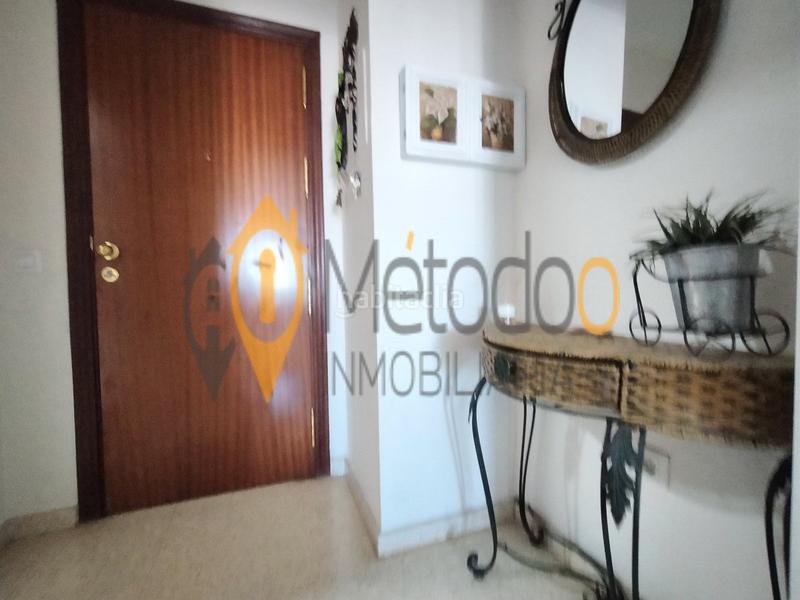 Foto 4357130d-8bbf-44ae-84ec-2e601e472e44. Pis a calle isadora duncan 9 a La Plata Sevilla