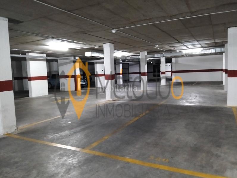 Foto 0dc09a1c-59fb-464d-bde9-38aee871fd44. Appartamento con parcheggio in colores - entreparques Sevilla