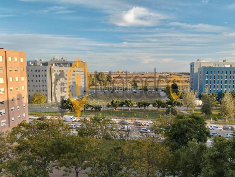 Foto 53a665d4-4e2a-49c5-82ae-299e25e1eabf. Appartamento con parcheggio in colores - entreparques Sevilla